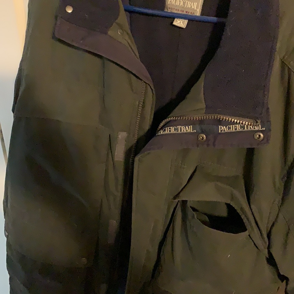 Winter weight jacket with detachable hood